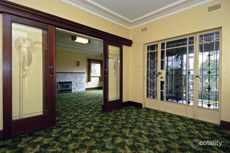 Property photo of 85 Burke Road North Ivanhoe East VIC 3079
