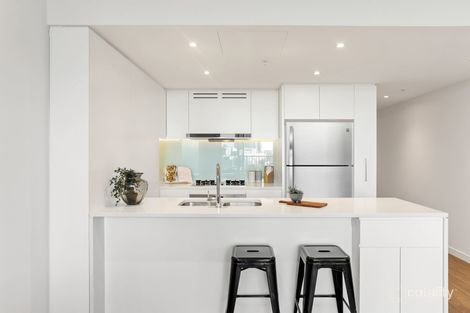 Property photo of 808/3 Foreshore Place Wentworth Point NSW 2127