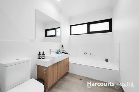 Property photo of 1/873 Doncaster Road Doncaster East VIC 3109