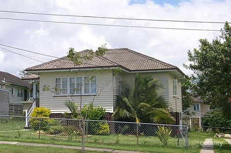 136 Redwood St, Stafford Heights, QLD 4053