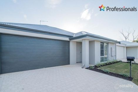 Property photo of 4 Tigereye Avenue Byford WA 6122
