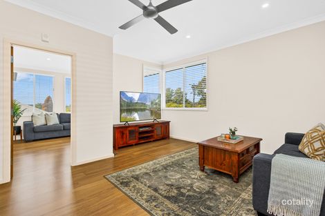 Property photo of 18 Rose Parade Unanderra NSW 2526