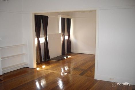 Property photo of 2 Sylvan Grove Pascoe Vale VIC 3044