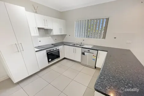 Property photo of 11/16 Miles Avenue Kelso QLD 4815