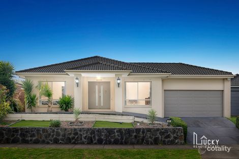 Property photo of 559 The Lakes Boulevard South Morang VIC 3752