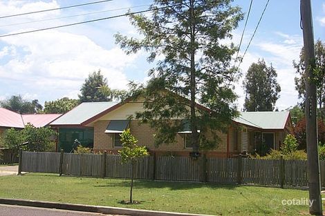 26 Crosshill St, Leichhardt, QLD 4305