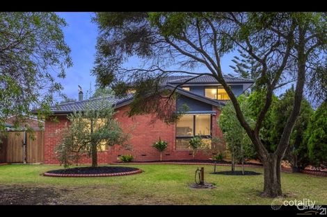 Property photo of 10 Castlefield Square Wantirna VIC 3152