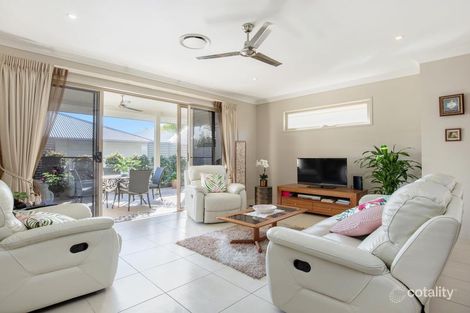 Property photo of 155/299 Napper Road Arundel QLD 4214