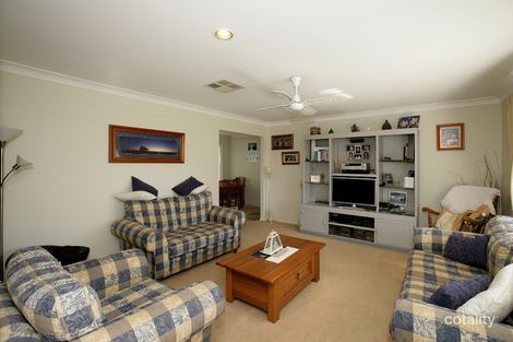 Property photo of 4 Magnolia Parade Lake Albert NSW 2650