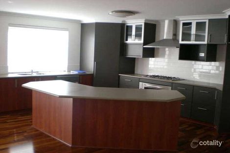 3 Lowry St, Shelley, WA 6148