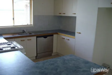 Property photo of 15 Elmhurst Crescent Flinders View QLD 4305