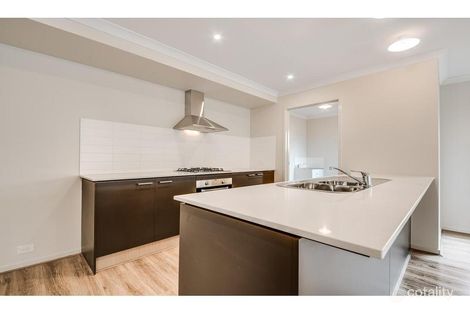 Property photo of 11 Nellburn Terrace Cranbourne East VIC 3977