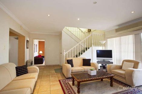 Property photo of 11 Yeronga Close St Johns Park NSW 2176