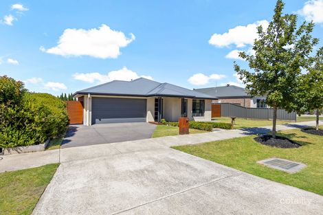 32 Casuarina Dr, Romsey, VIC 3434