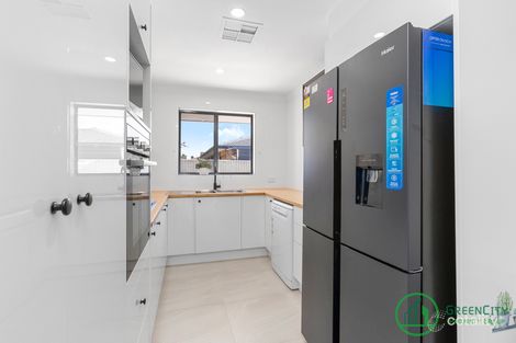 Property photo of 5 Merley Way Parkwood WA 6147