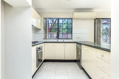 Property photo of 2/4-8 Russell Street Baulkham Hills NSW 2153
