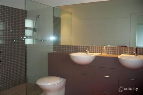 Property photo of 42 Rowan Crescent Merewether NSW 2291