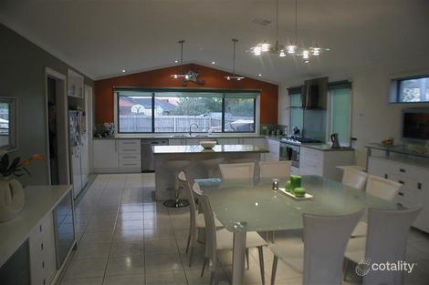Property photo of 7 Quinlan Court Werribee VIC 3030