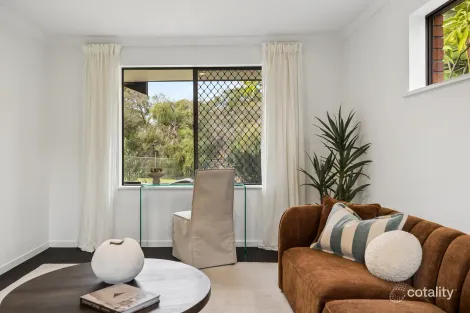 Property photo of 15 Clement Drive Karrinyup WA 6018