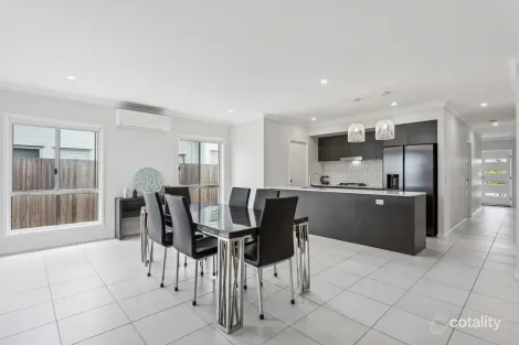 Property photo of 15 Jasmine Avenue Nirimba QLD 4551