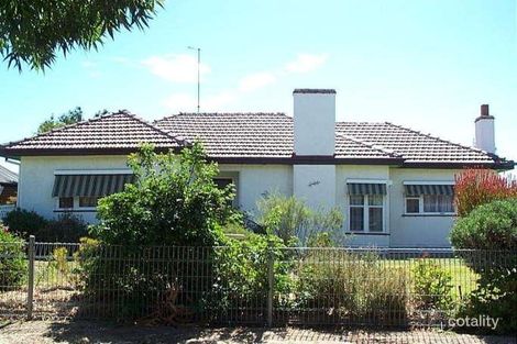 246 Scott St, Warracknabeal, VIC 3393