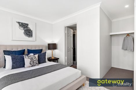 Property photo of 6 Burrowa Approach Wandi WA 6167
