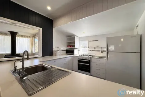Property photo of 7 Dalkeith Street Nanango QLD 4615