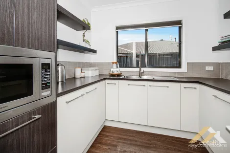 Property photo of 21 Woodman Road Eagle Point VIC 3878
