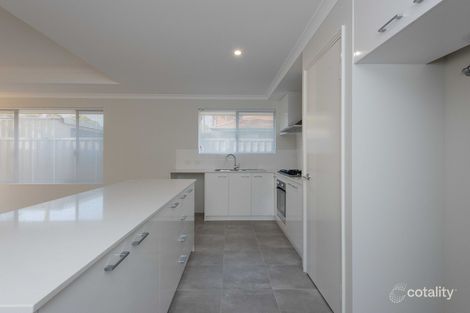 Property photo of 219 Bridgewater Drive Kallaroo WA 6025