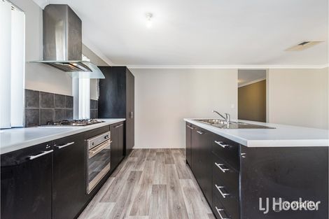 Property photo of 14 Mortlock Cove Gosnells WA 6110