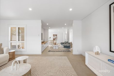 Property photo of 70 Poinciana Boulevard Broadbeach Waters QLD 4218