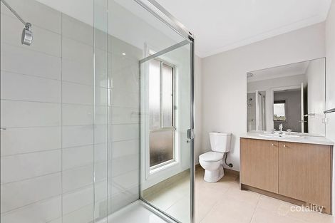 Property photo of 2 Riegelhuth Street Craigieburn VIC 3064