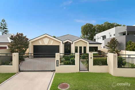 Property photo of 10 Waterview Crescent Bundall QLD 4217