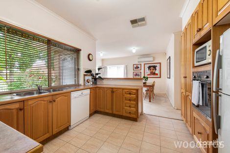 Property photo of 2 Kurrajong Way Blackburn North VIC 3130