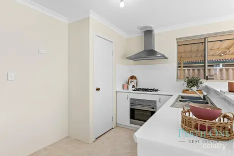 Property photo of 4/82 Station Street Cannington WA 6107