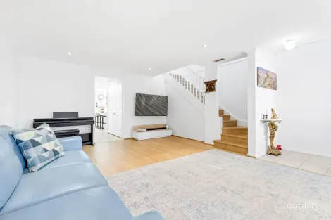 Property photo of 14 Governors Way Oatlands NSW 2117