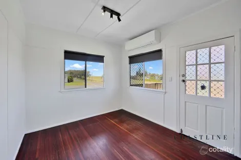 Property photo of 2 Bathurst Street Elliott Heads QLD 4670