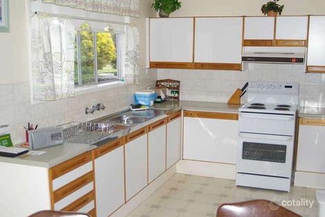 Property photo of 14 Madden Street Silkstone QLD 4304