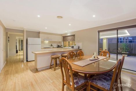 Property photo of 6 Conder Place Caroline Springs VIC 3023