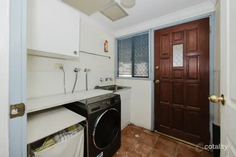 Property photo of 130 Kingfisher Avenue Ballajura WA 6066