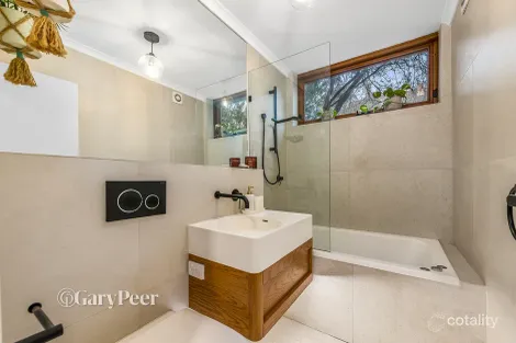 Property photo of 1/44 Lansdowne Road St Kilda East VIC 3183