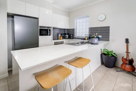 Property photo of 8/403 Zillmere Road Zillmere QLD 4034