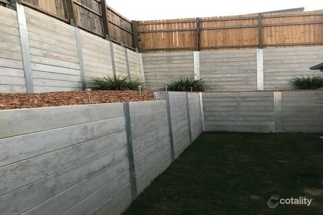 Property photo of 37 Cambridge Way Ripley QLD 4306