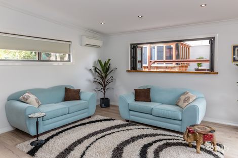 Property photo of 2 Vennard Street Warners Bay NSW 2282