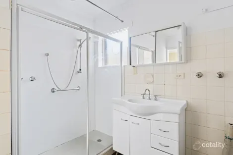 Property photo of 4/21 Alexandra Esplanade Bellerive TAS 7018