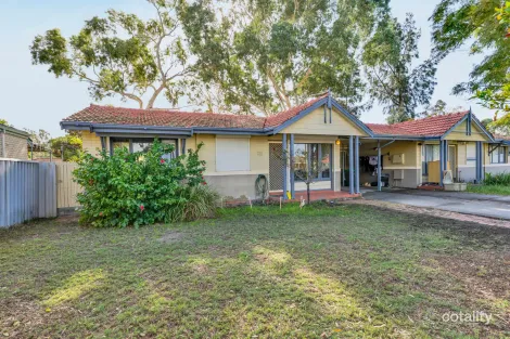 Property photo of 18 Rosher Road Lockridge WA 6054