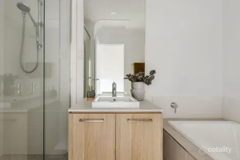 Property photo of 35 Anther Avenue Tarneit VIC 3029