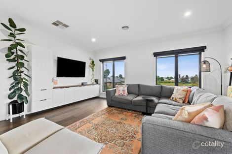 Property photo of 36 Rutledge Boulevard North Geelong VIC 3215