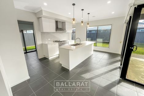 Property photo of 67 Lugano Avenue Alfredton VIC 3350