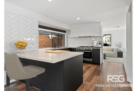 Property photo of 33 Ainslie Avenue Grovedale VIC 3216